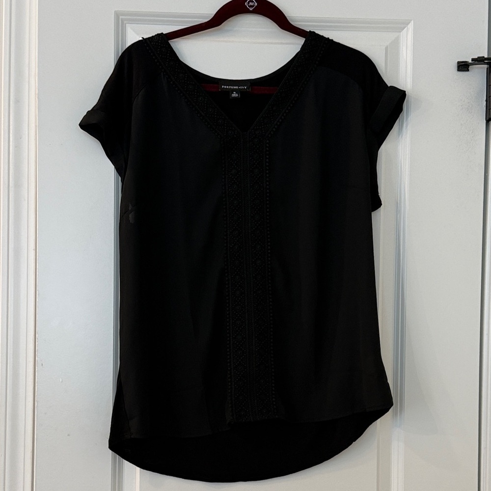 Black V-Neck Lightweight Women's Top